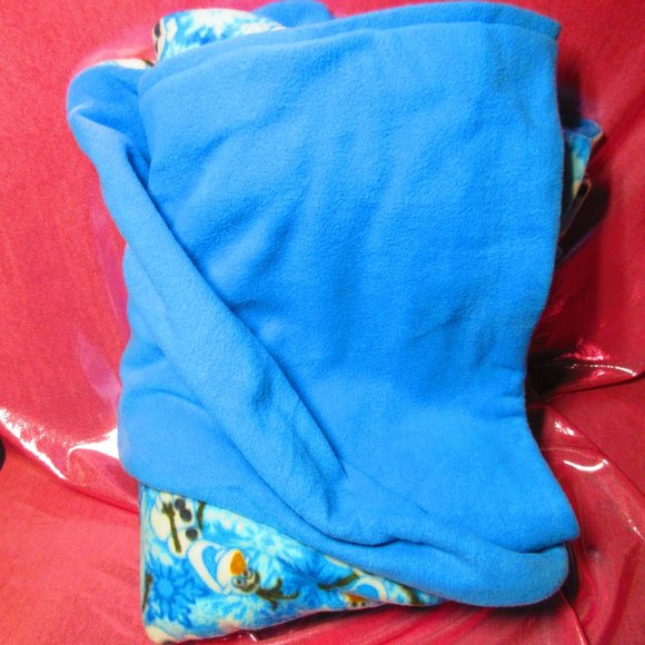 Frozen Olaf 88" x 58" Fleece Blanket - Picture 2 of 3